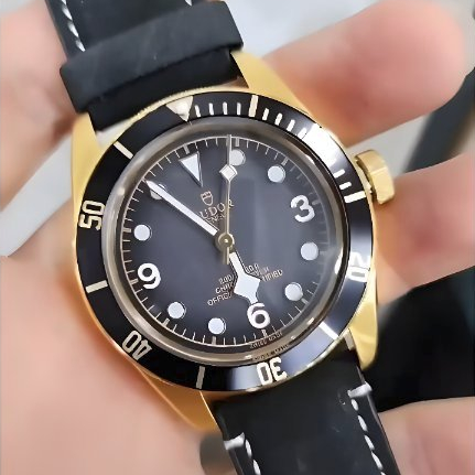 Mewah SWCL Body swiss blackbay leather strap automatic