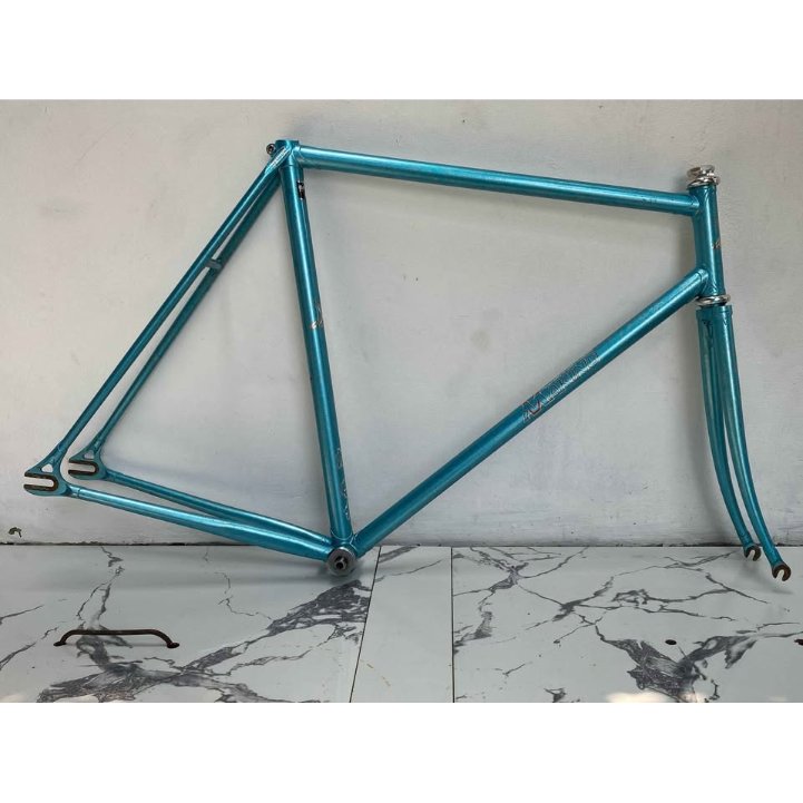 Frameset Makino NJS size 54 include headset & bottom bracket Hatta Swan NJS