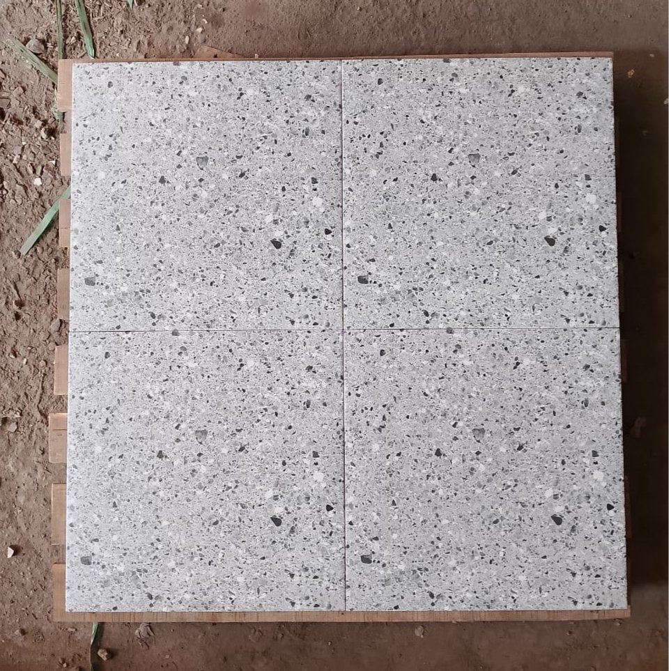 KERAMIK LANTAI KASAR 50X50 KALSTONE TERRAMOND GREY KERAMIK LANTAI KASAR 50X50 KERAMIK 50X50 GARASI
