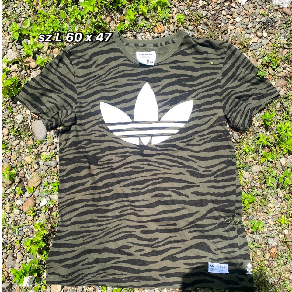 KAOS ADIDAS ORIGINALS TREFOIL AOP CAMO TIGER STRIPE GREEN - ORIGINAL SECOND