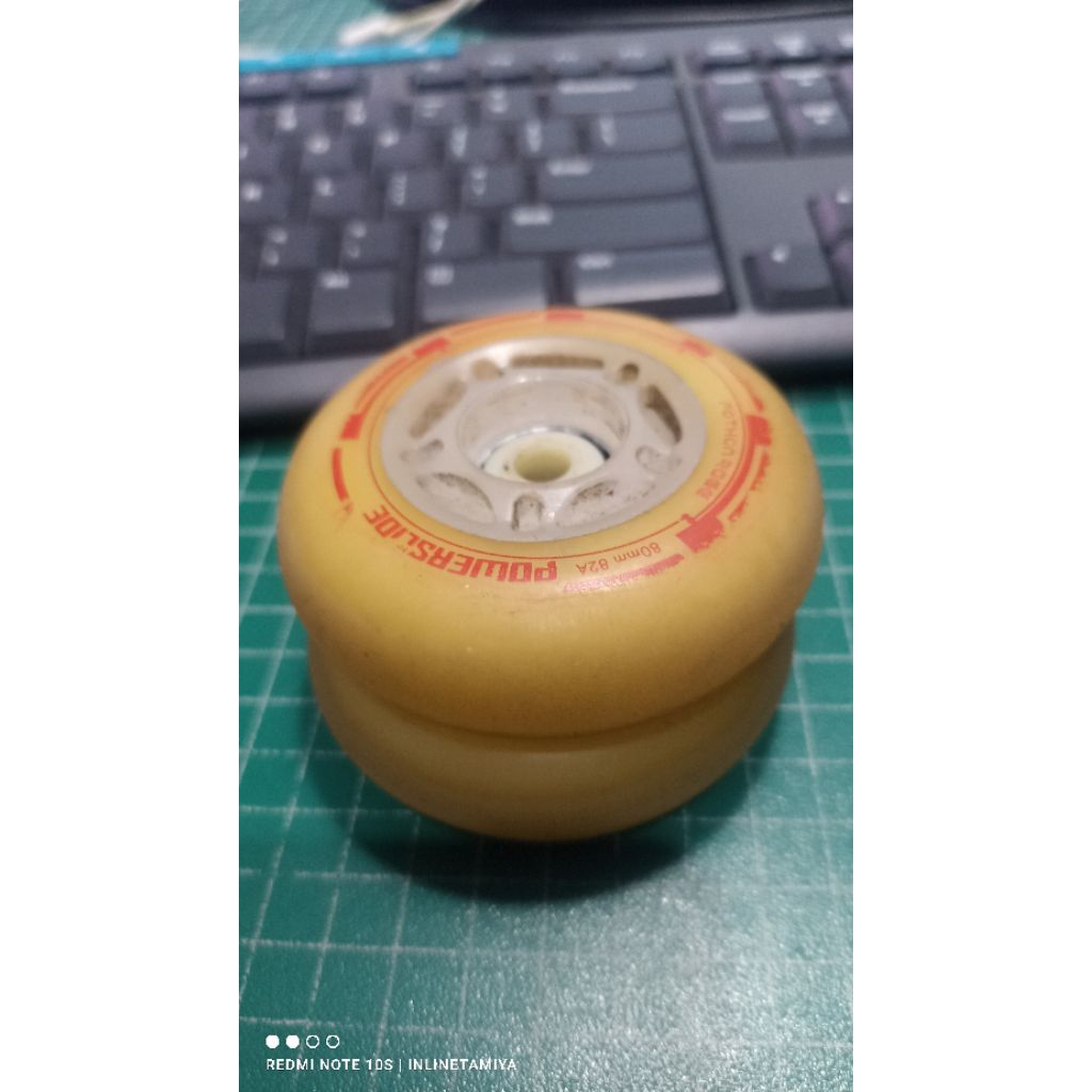 Roda led powerslide inline skate 80mm nyala merah