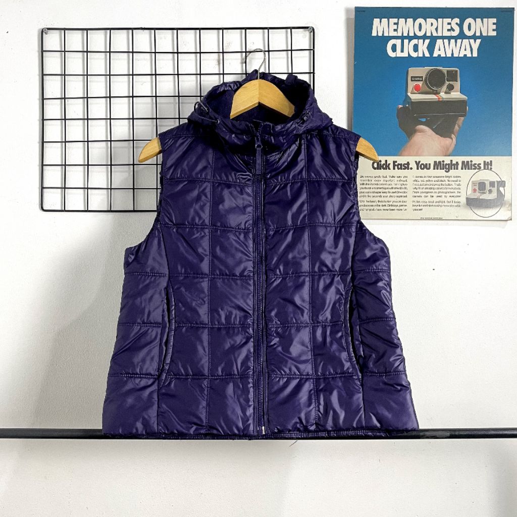 VEST UNIQLO SIZE (S) SECOND ORIGINAL, ROMPI UNIQLO, UNIQLO PRIA UNIQLO WANITA