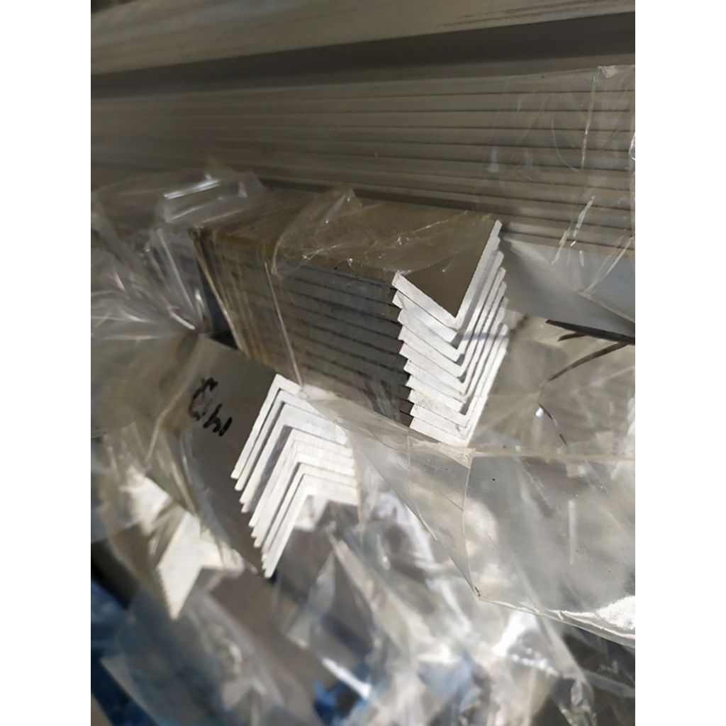 siku alumunium asli plate siku tebal 3mm x 4cm x 4cm x 50cm potongan