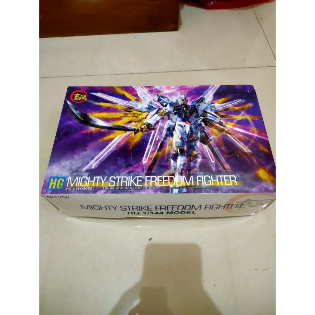 HG Mighty Strike Freedom XFS