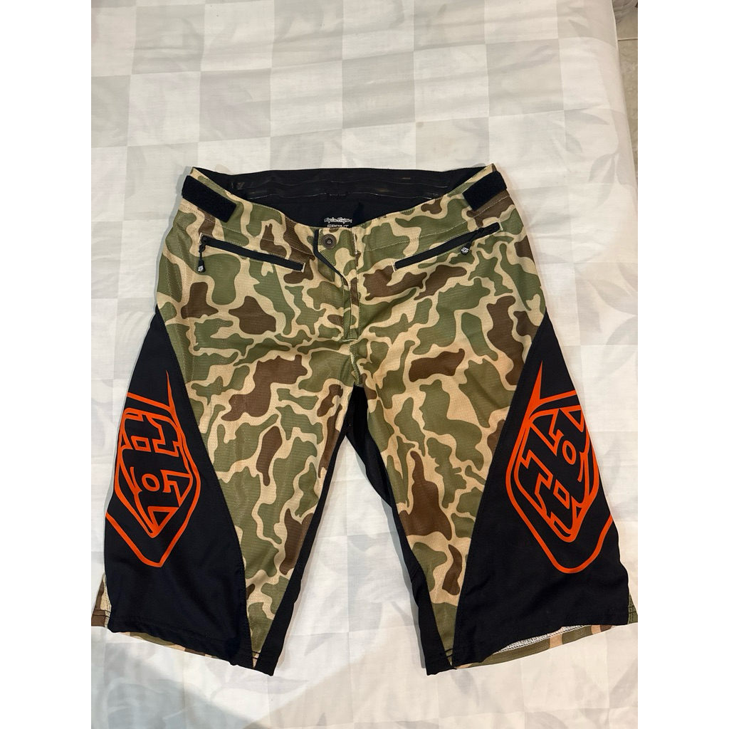 Celana sepeda Troy lee design