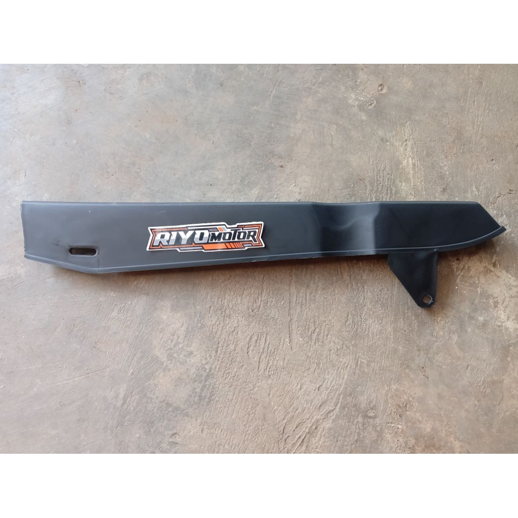 Tutup rantai Honda win 100 keteng katengkas Honda win 100 hitam