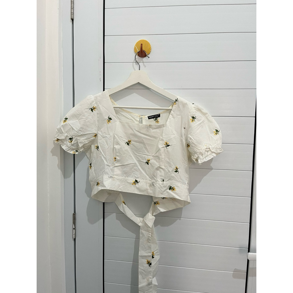 Croptop Shein Preloved