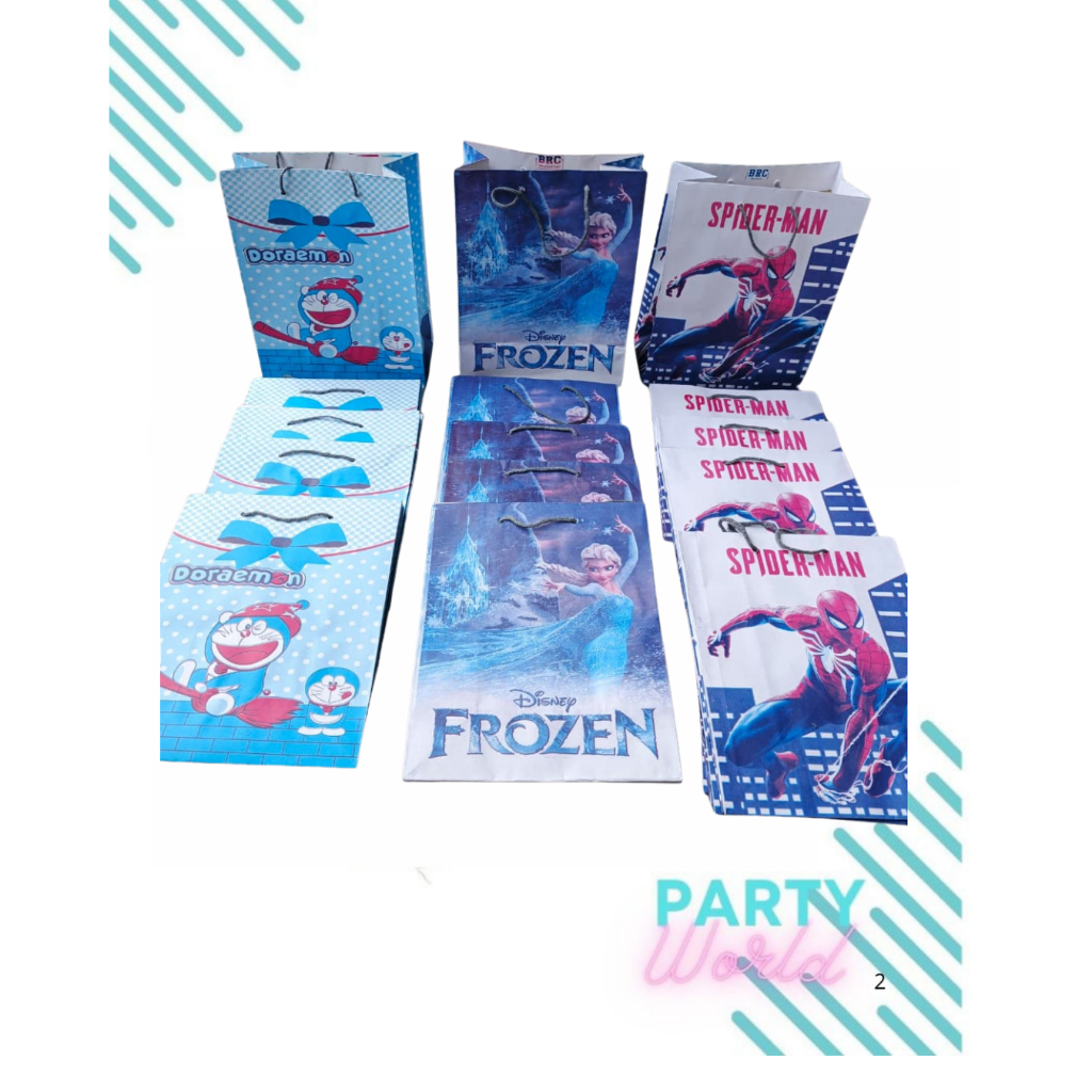 

Paper Bag Karakter Ukuran 20x25cm Tas Kertas Hitam Papper Bag Polos Warna warni