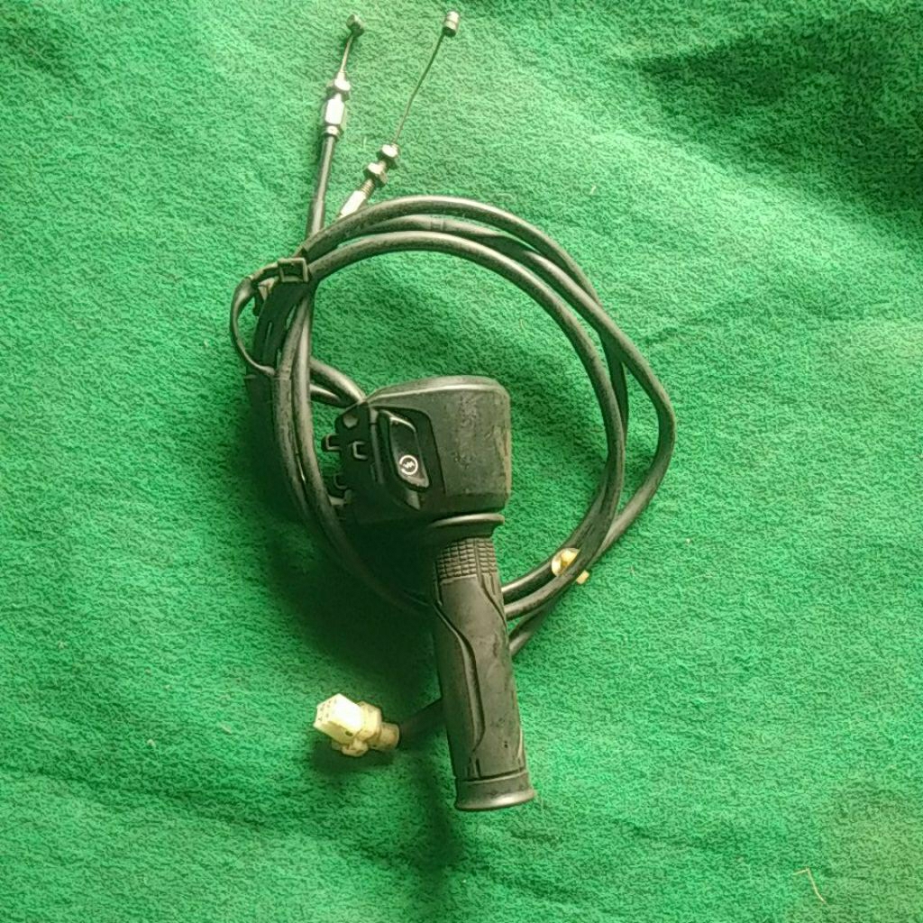 saklar holder kanan CBR 150R CBR150R old K45