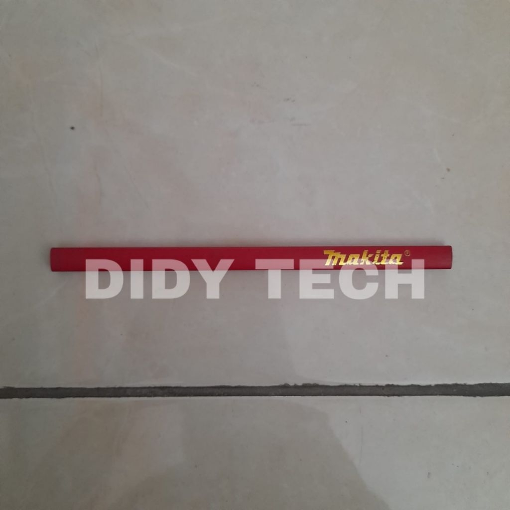

Pensil tukang meren Makita.