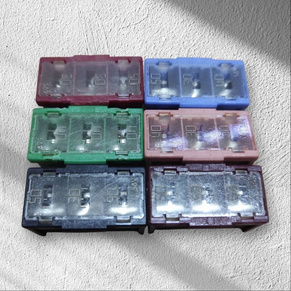 FUSE SEKRING PUSAT CENTER MOBIL (sekring gandeng)