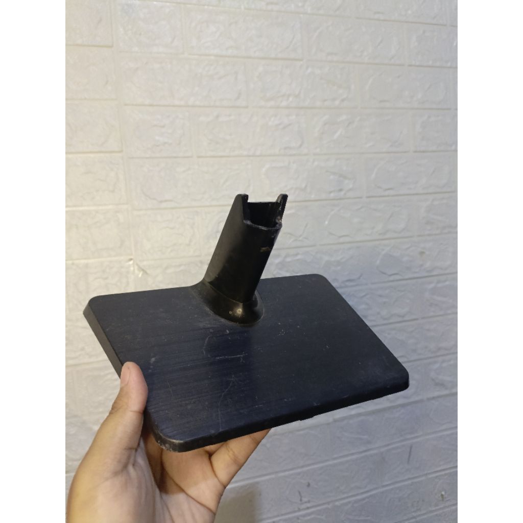 Kaki monitor LG Kondisi second layak pakai.