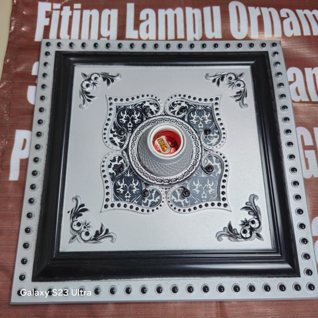 Fitting Hias OrnameN Plafon 30cm Plastik PVC - Fitting Lampu Plafon PVc