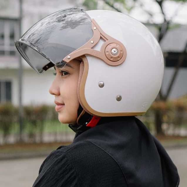Helm Bogo Cewek Estetik Bipplast Fantasy V2 Half Face Pilot Hijab Friendly Wanita SNI Cepol Terbaru