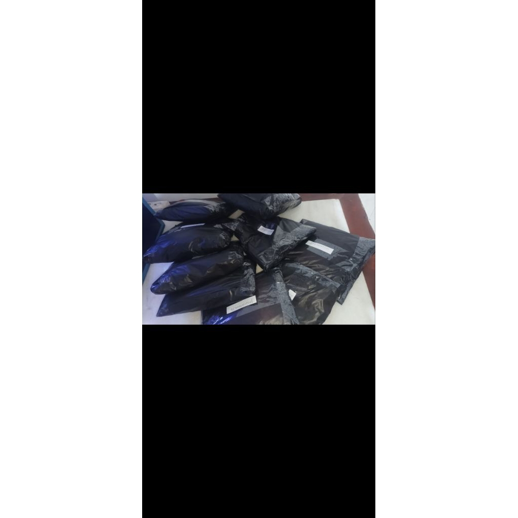 dompet lipat mini wanita ( hitam )