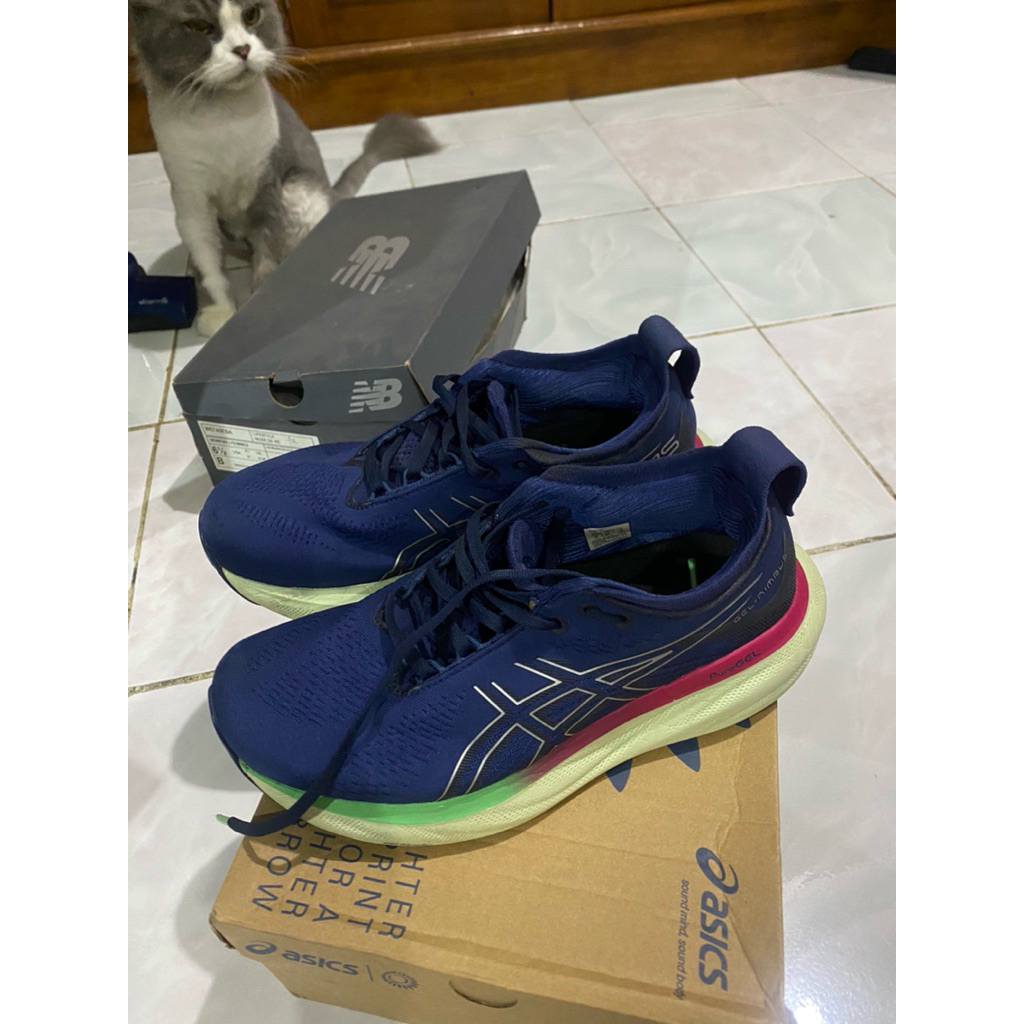 PRELOVED Sepatu Asics Gel Nimbus 25 Uk 39,5