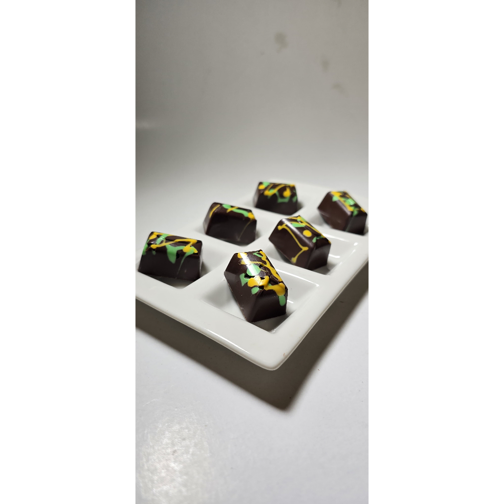 

Pistachio Dubai Chocolate per Pcs