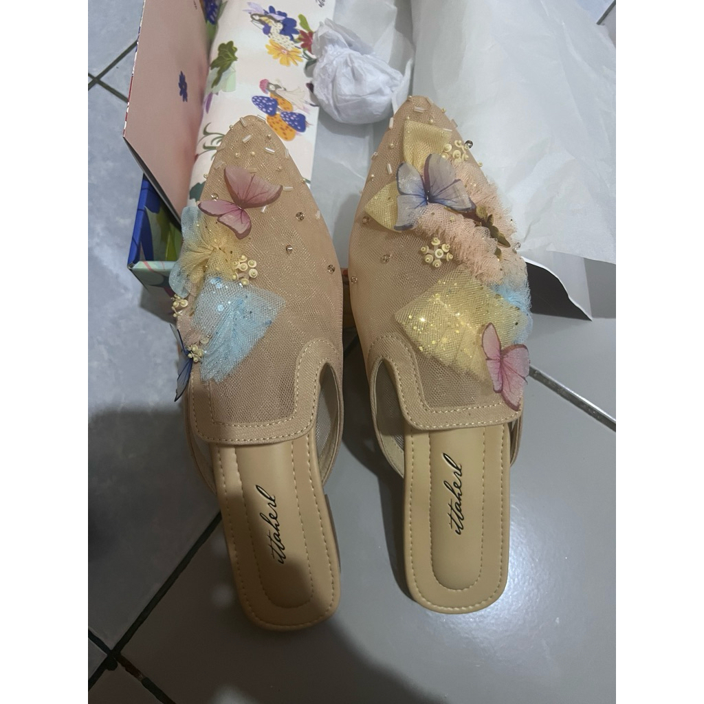 ITTAHERL KATNIS MULES SIZE 42