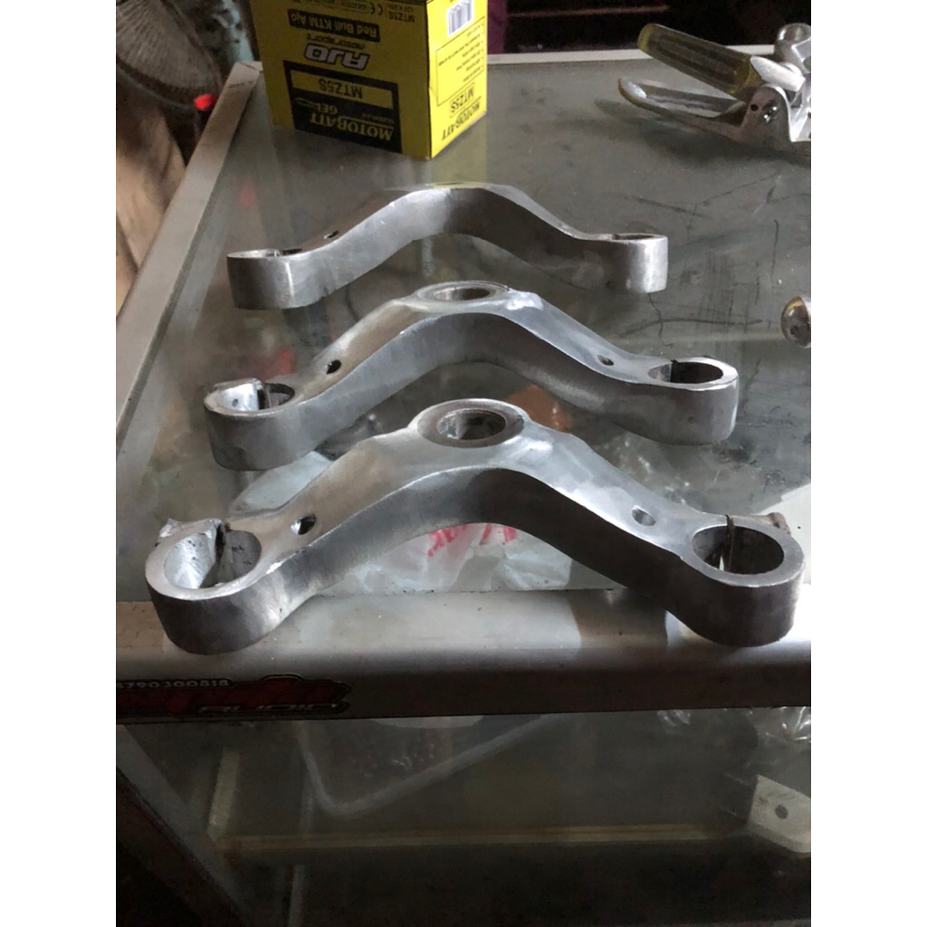 V SHAPE segitiga atas fu wungkul