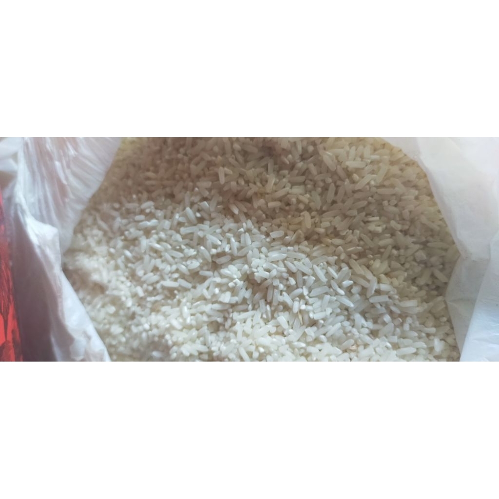 

Beras Curah / ecer / kiloan - minimal 2 kg