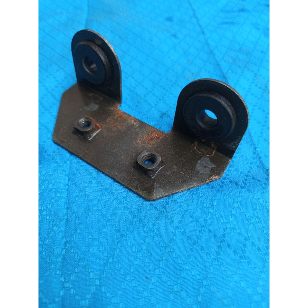 breket lampu belakang F1zr original / dudukan lampu belakang Yamaha F1zr Vega R old Original copotan