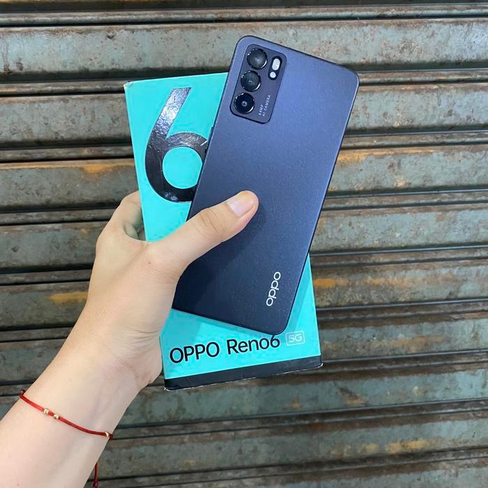 Oppo Reno 6 4G | 5G  Ram 8 Rom 128GB Second Resmi