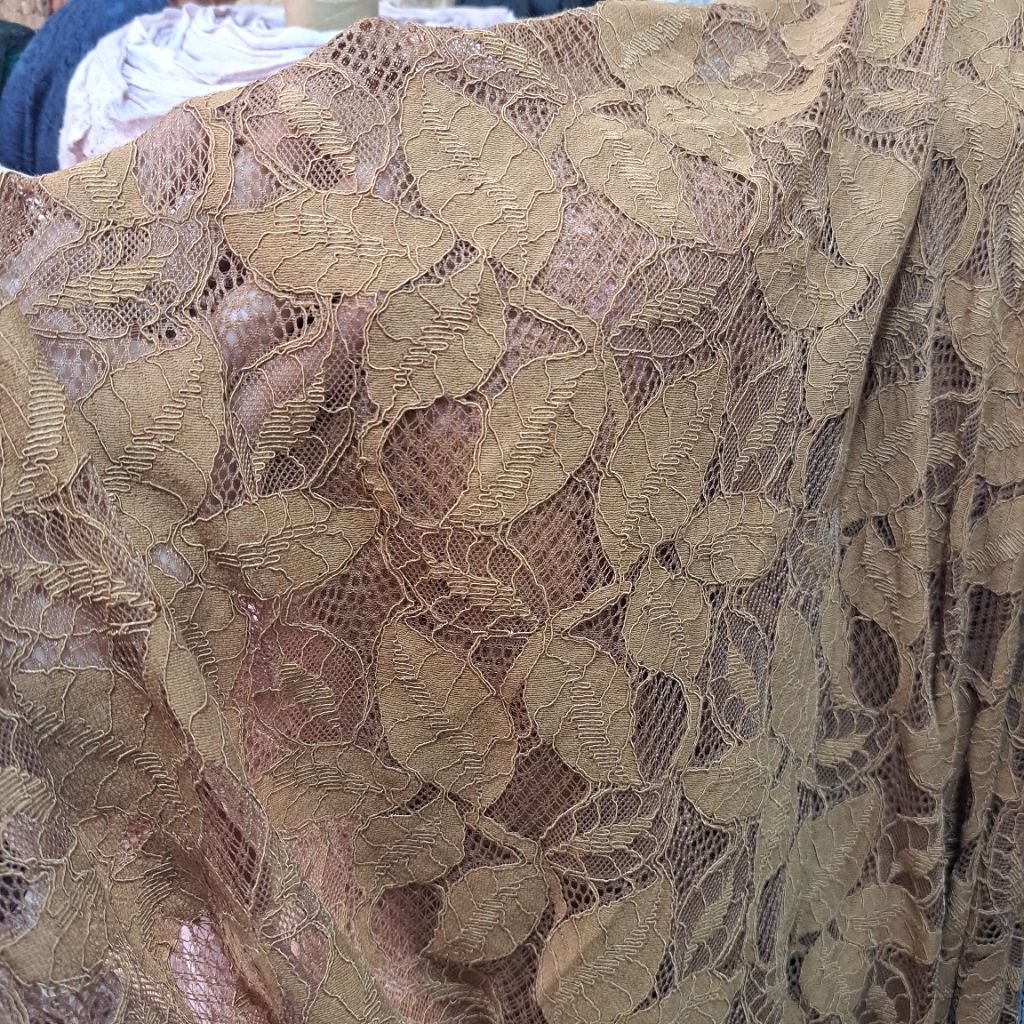 kain brokat prada meteran - kain brokat semi prada - kain brokat katun premium