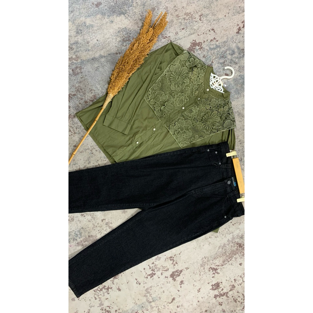 satu set atasan wanita & celana jeans by vivo