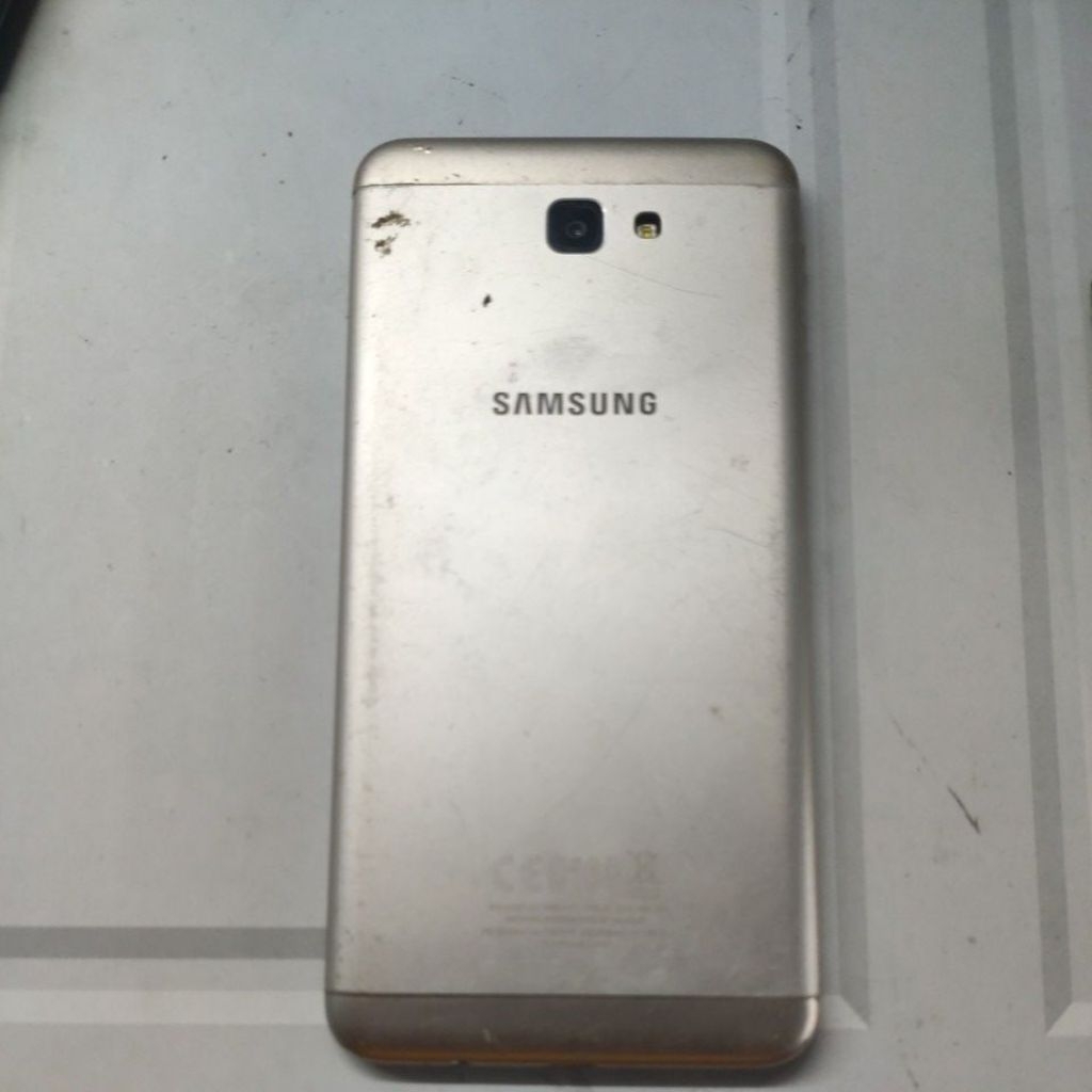 Samsung j5 prime minus lcd