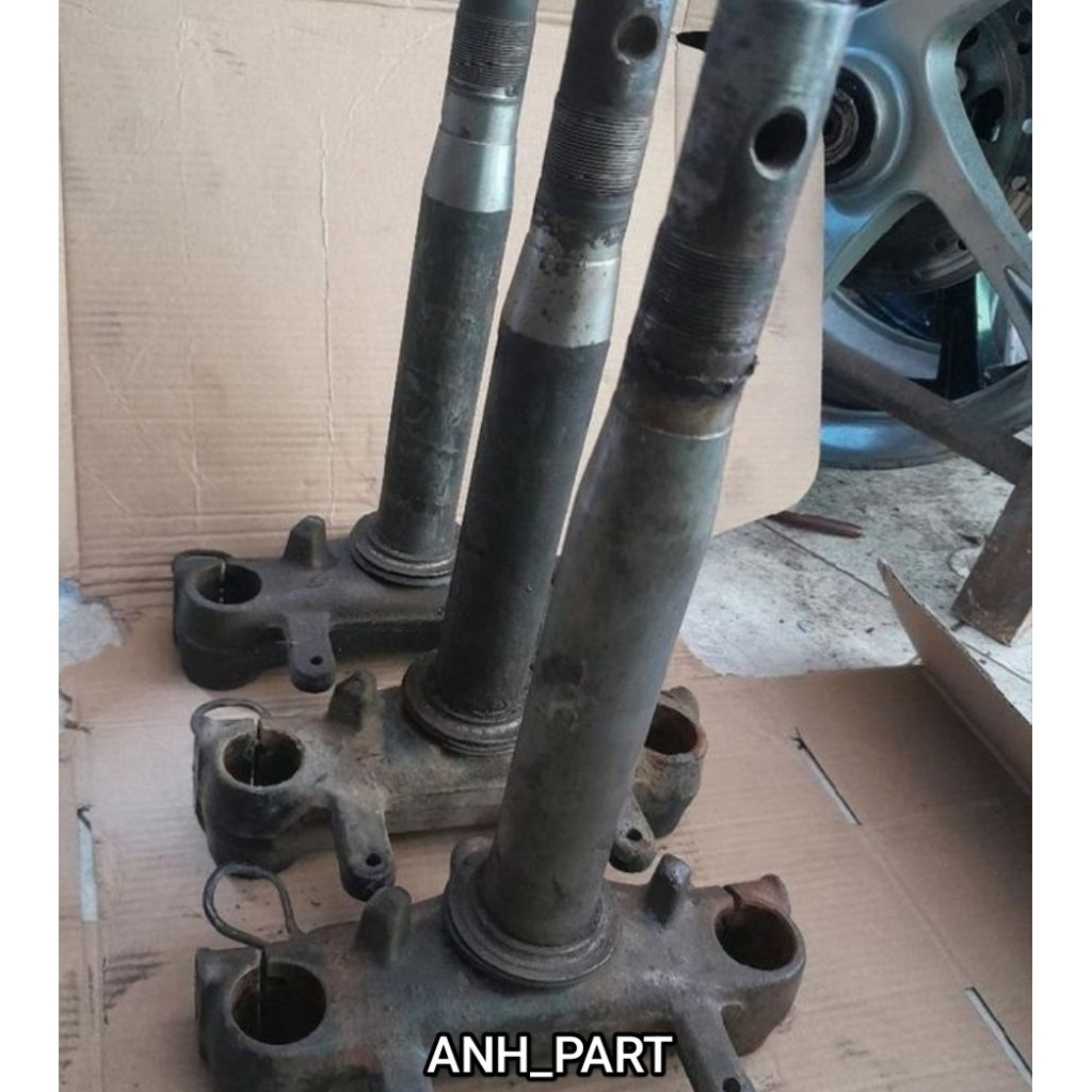 T Fork Segitiga Shock T Vario 110 Karbu/Vario 110 Techno Karbu Original Lepasan Motor