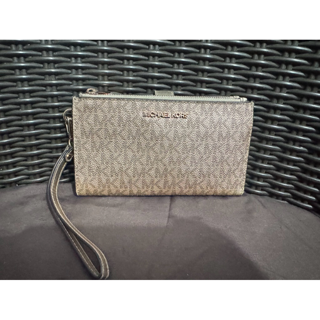 Dompet MK Original Authentic Large Double Zip Wrislet Rose Gold