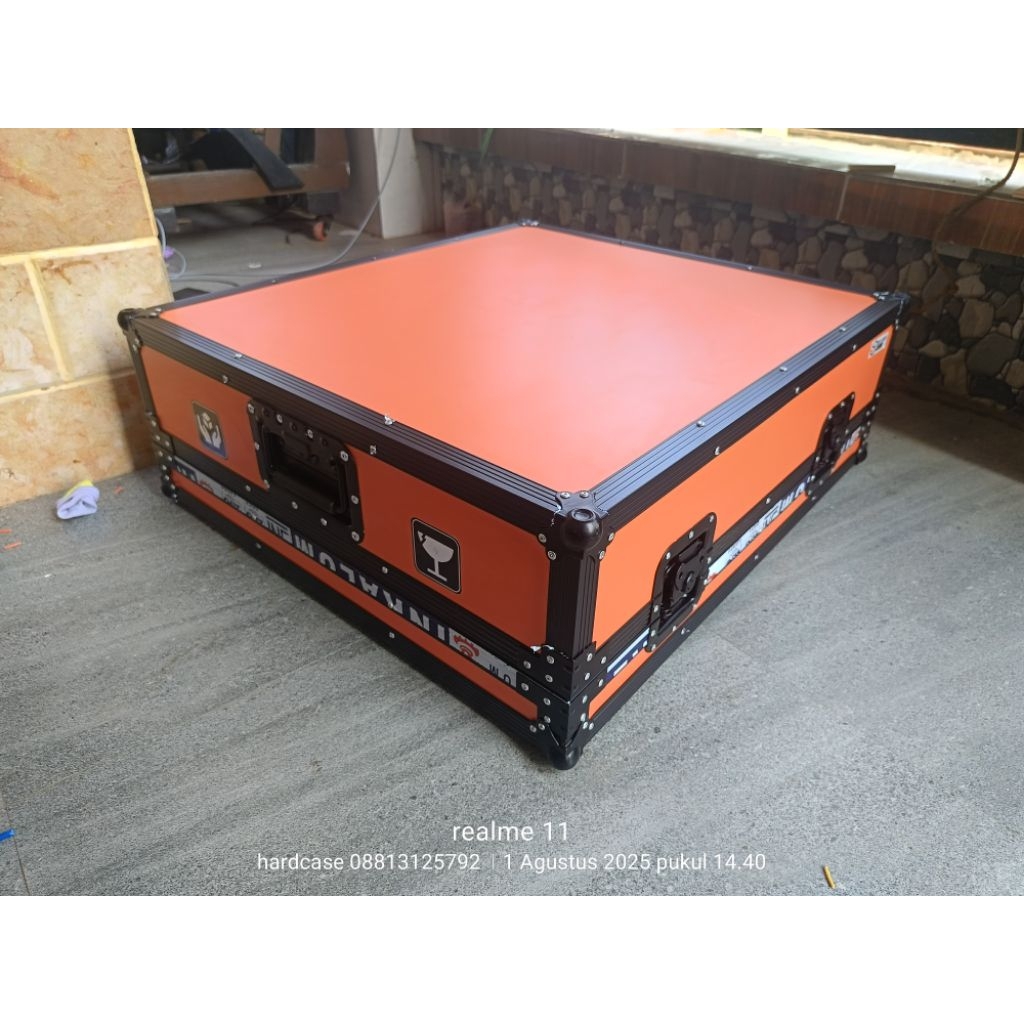 hardcase mixer 16 chanel