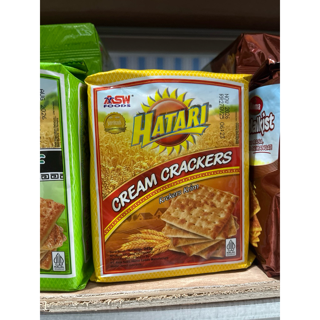

HATARI CRACKERS CREAM 245 gram