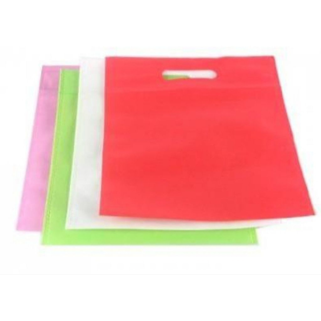 

Tas Belanja Kain Spunbond(6 PCS) 25X30 Goodie Bag Ramah Lingkungan Sablon