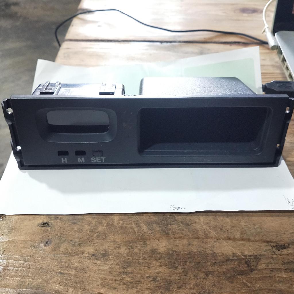 Jam Digital Avanza/Xenia Lama Tahun 2004-2007