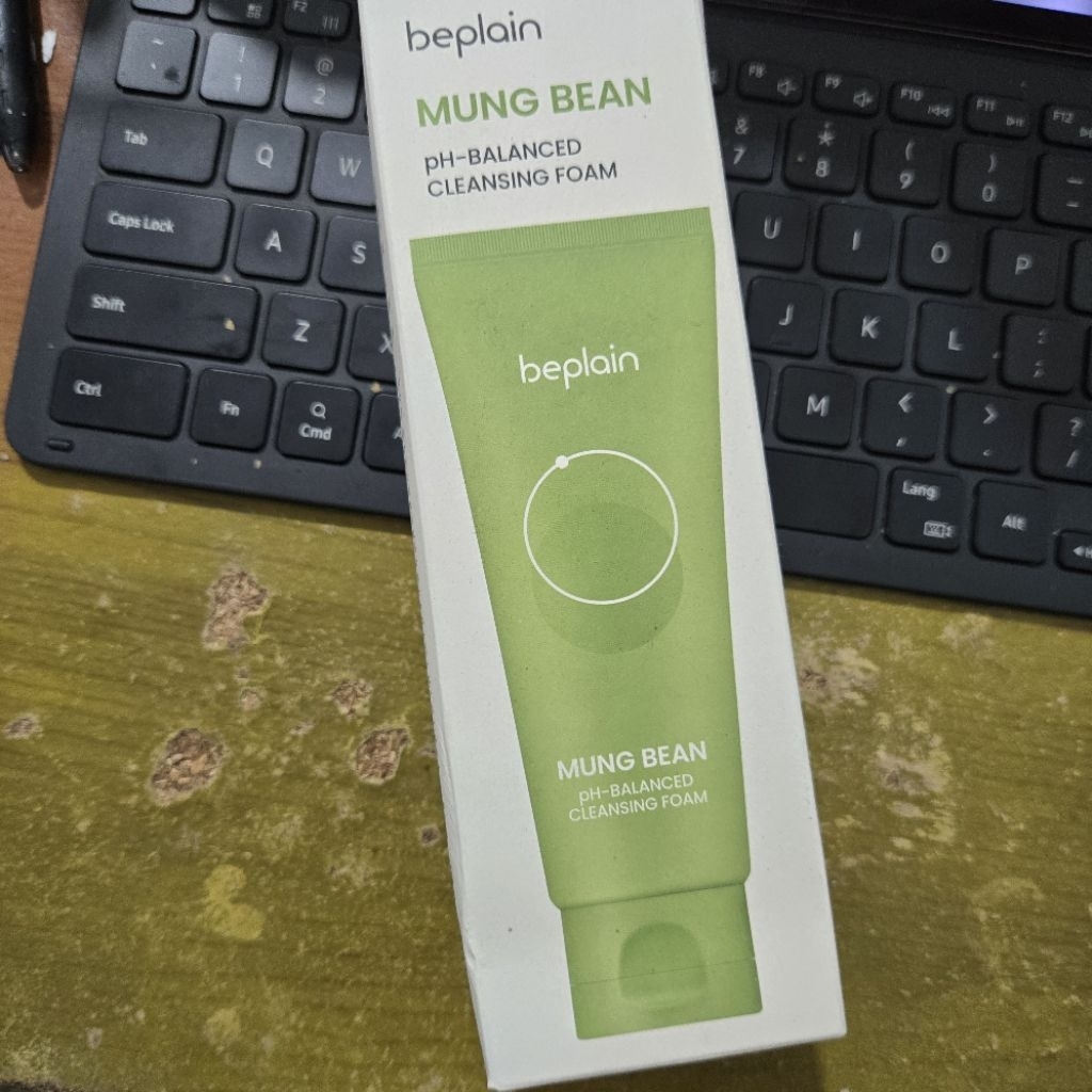 NEW BE PLAIN CLEANSING FOAM