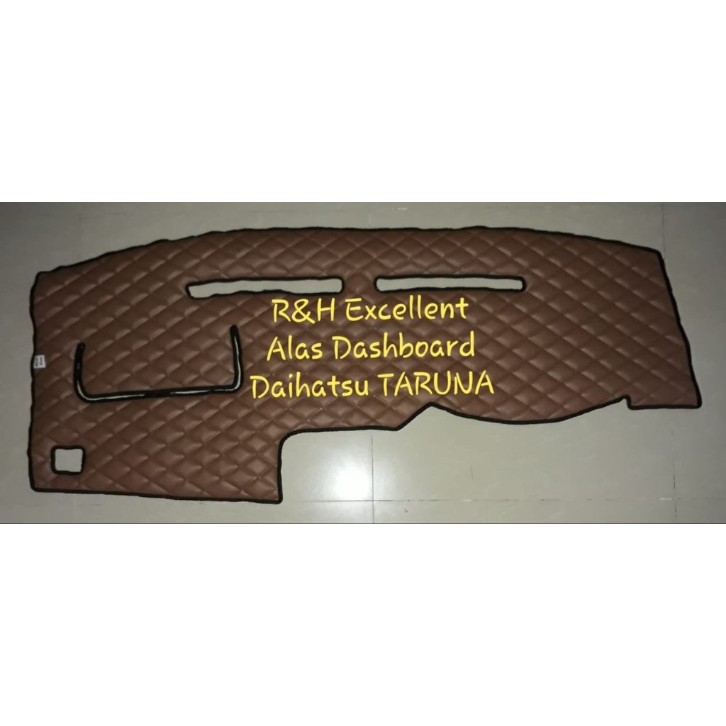 Alas Pelindung Dashboard Mobil Taruna