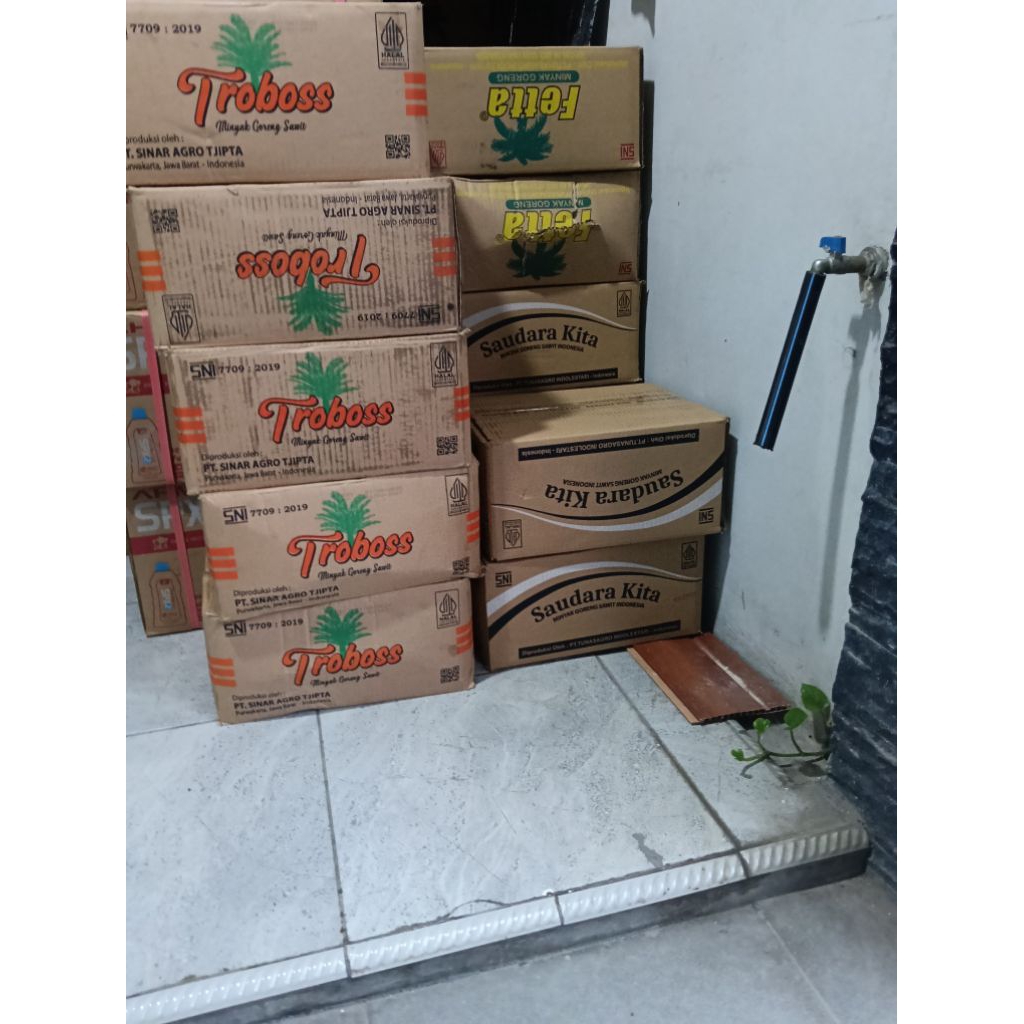 

MINYAK GORENG 800 Ml 1 dus