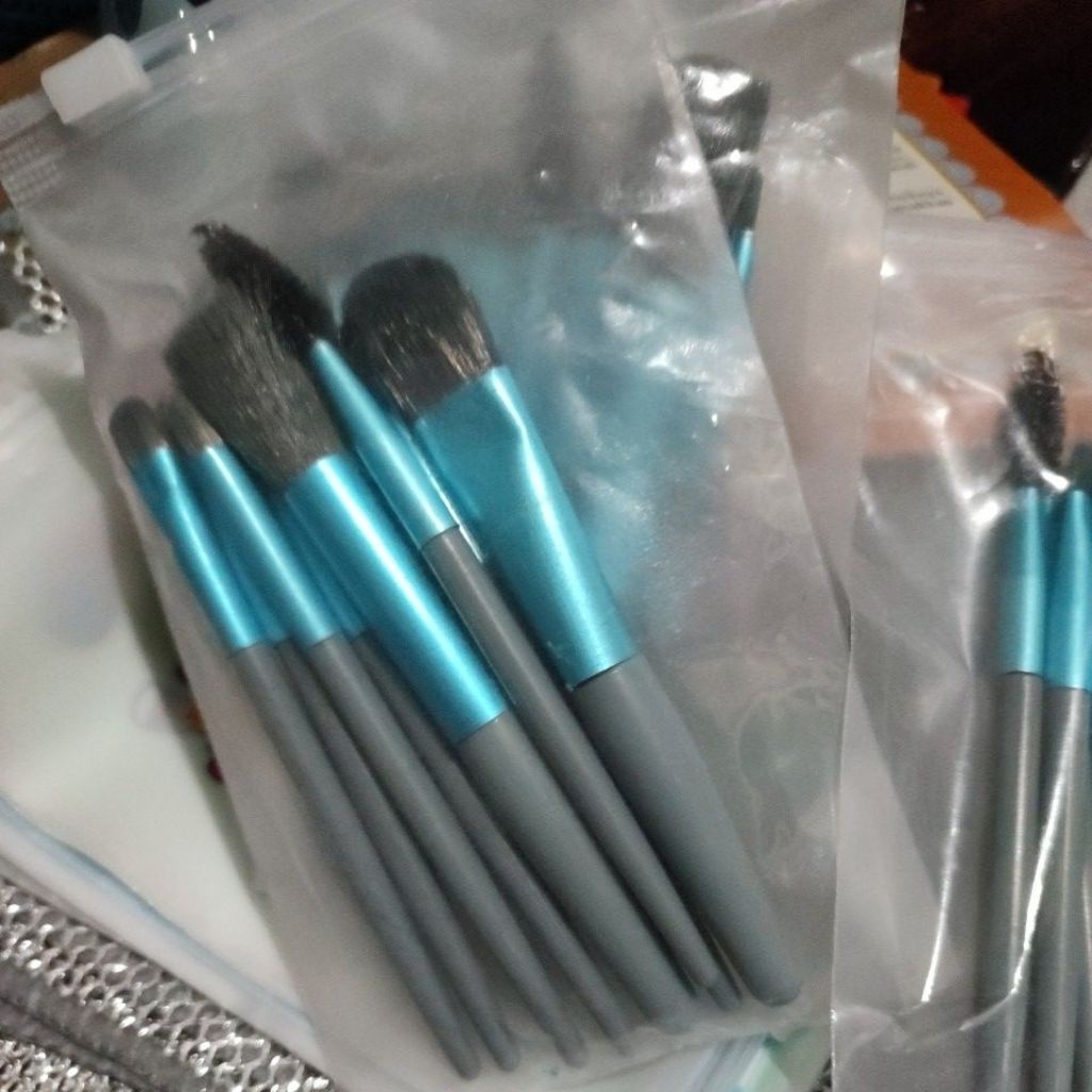 PERLENGKAPAN KUAS BLUSH ON MAKE-UP SET ISI 5 UNGU