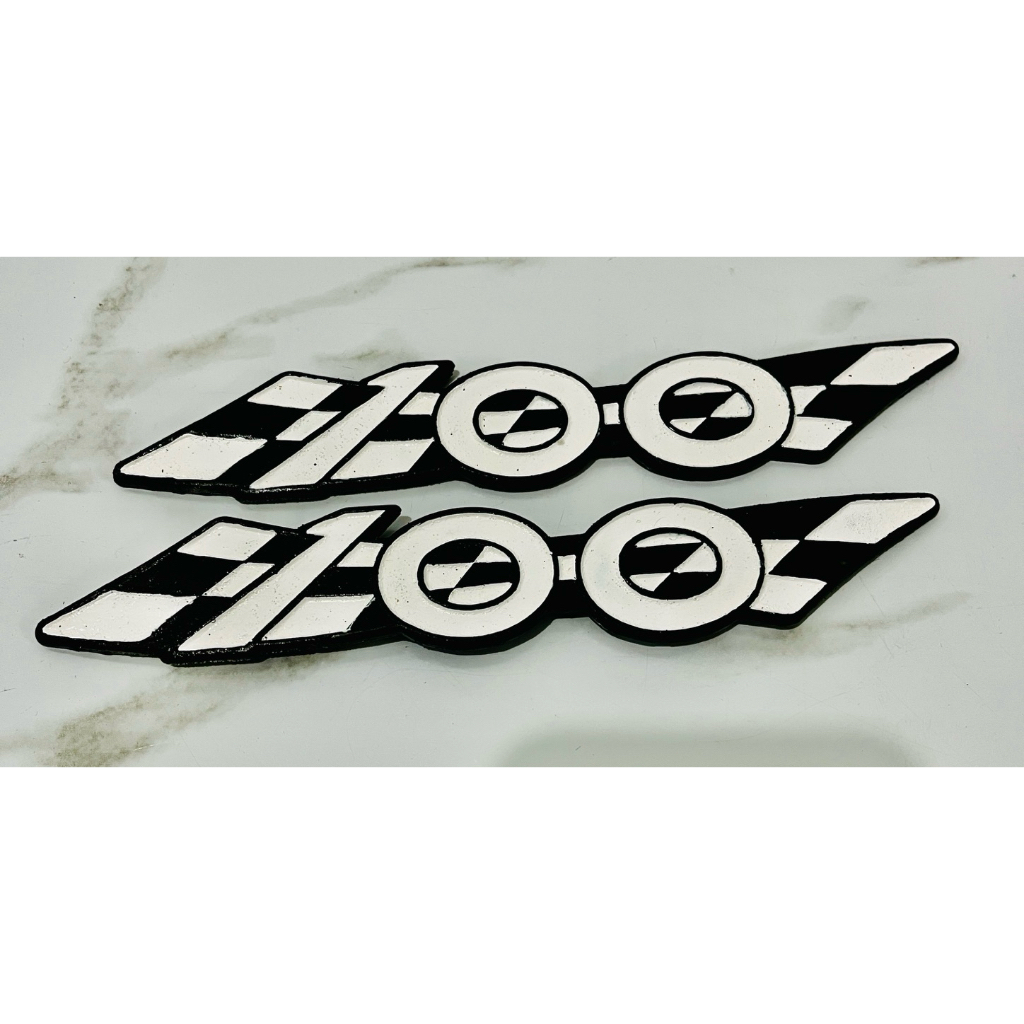 emblem tutup aki suzuki A100