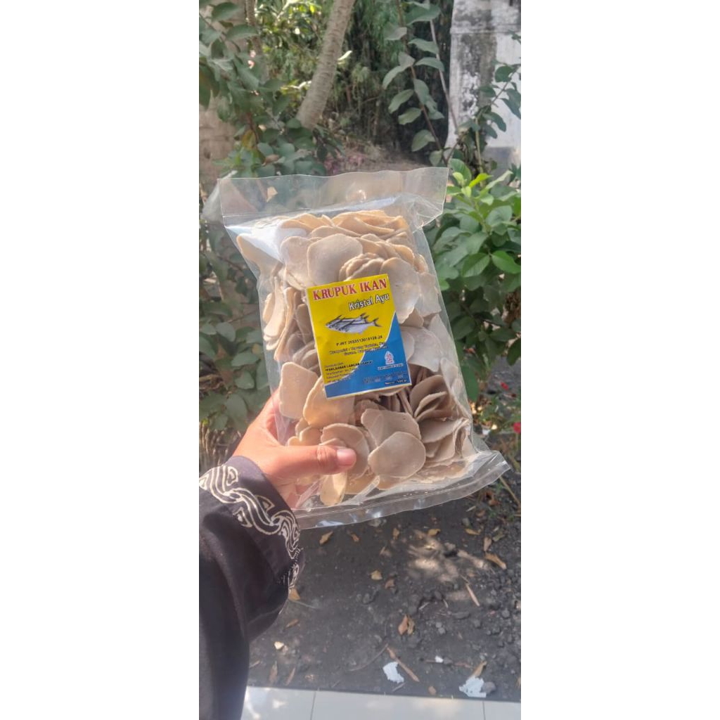 

READY SIAP KIRIM krupuk home Made berbagai rasa # enak # asli Tongas Probolinggo