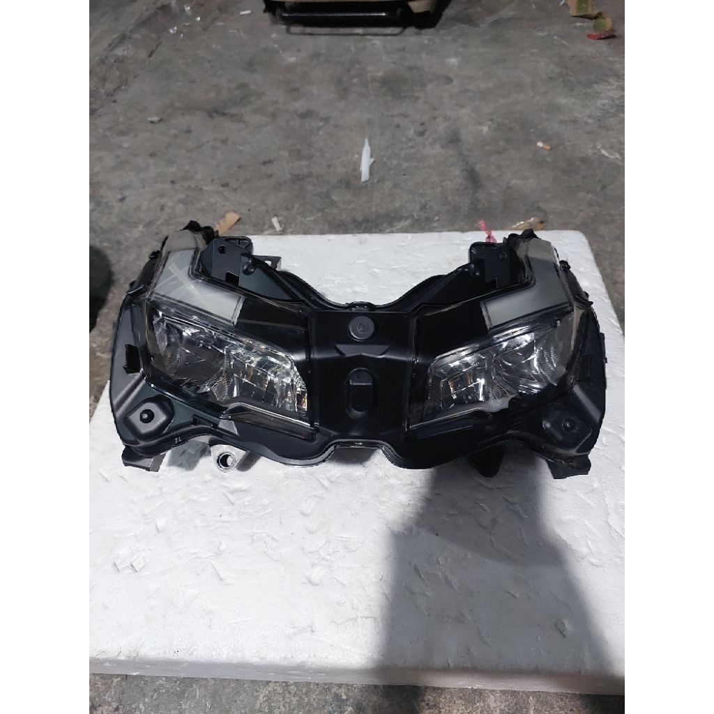 Headlamp Lampu Depan Motor Honda ADV 150 2019 2020 2021 2022 2023 Original