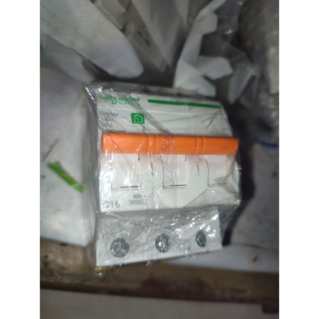 MCB domae Schneider 16A c16