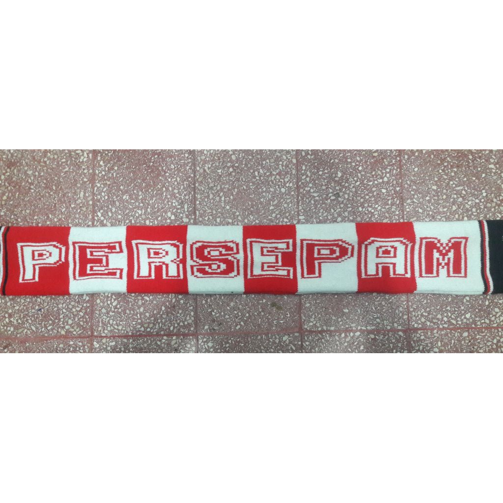 Syal Persepam Madura United