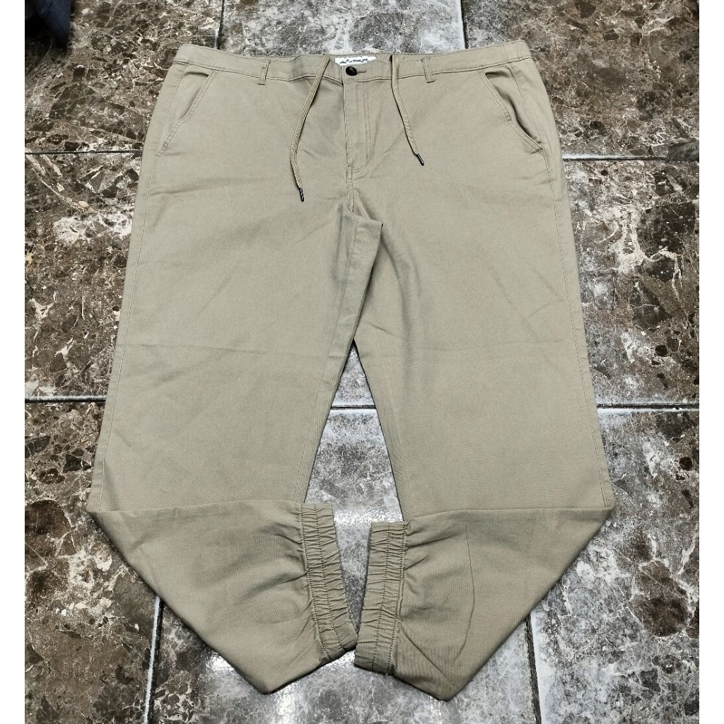 Jogger Amazon essentials original