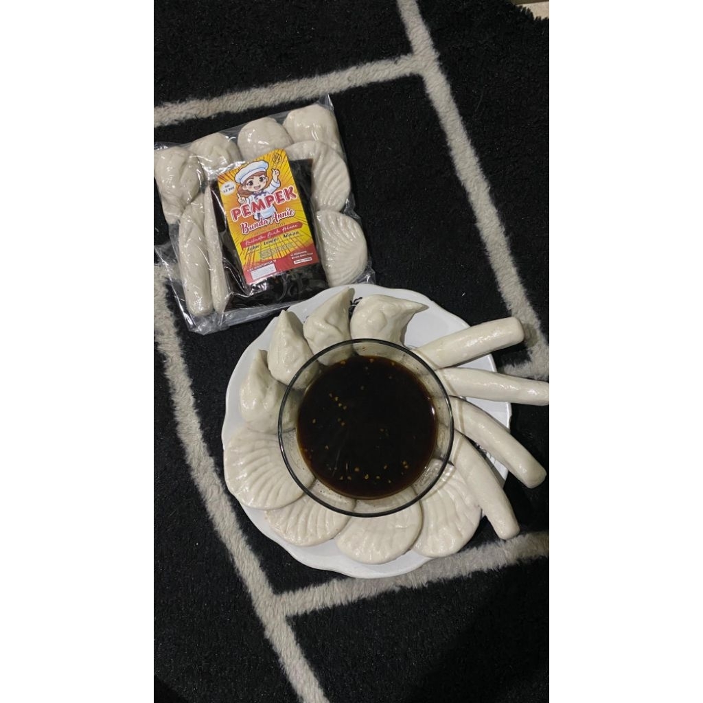 

pempek bundaannie isi 12 pcs.