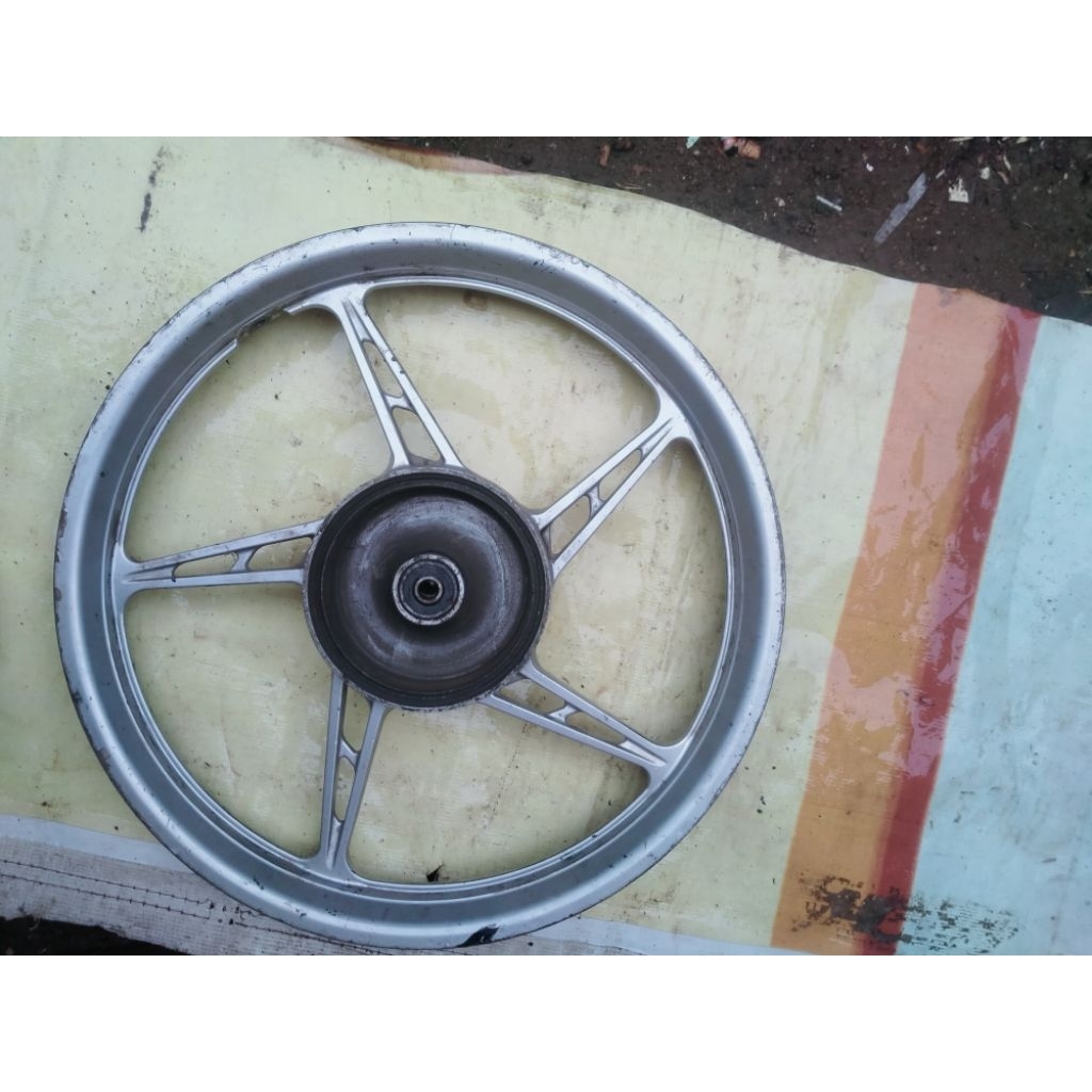 pelek velg depan belakang motor Yamaha Jupiter MX lama original copotan