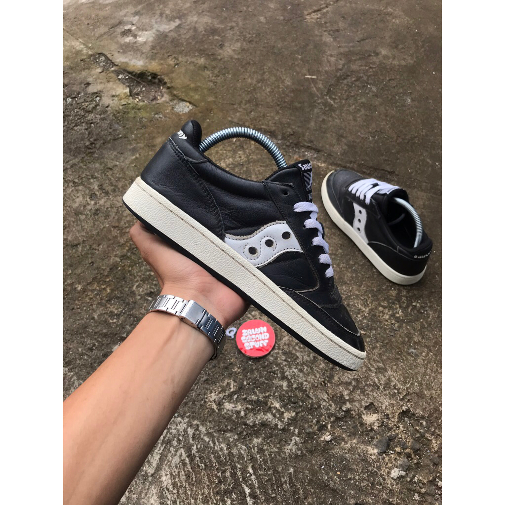 Saucony Jazz court black white