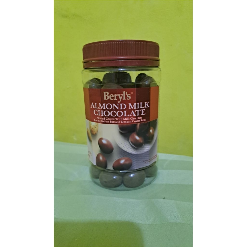 

Beryl's Almond Milk Chocolate