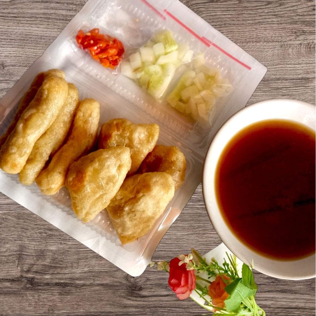 

Pempek Frozen Tanpa Ikan – Kenyal Gurih Siap Goreng | Camilan Khas Palembang